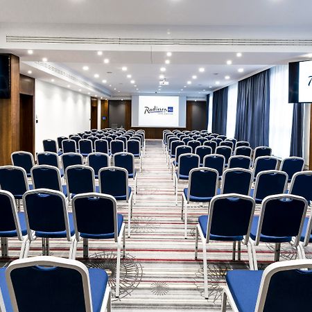 Radisson Blu Hotel Wroclaw Exterior photo Meeting room