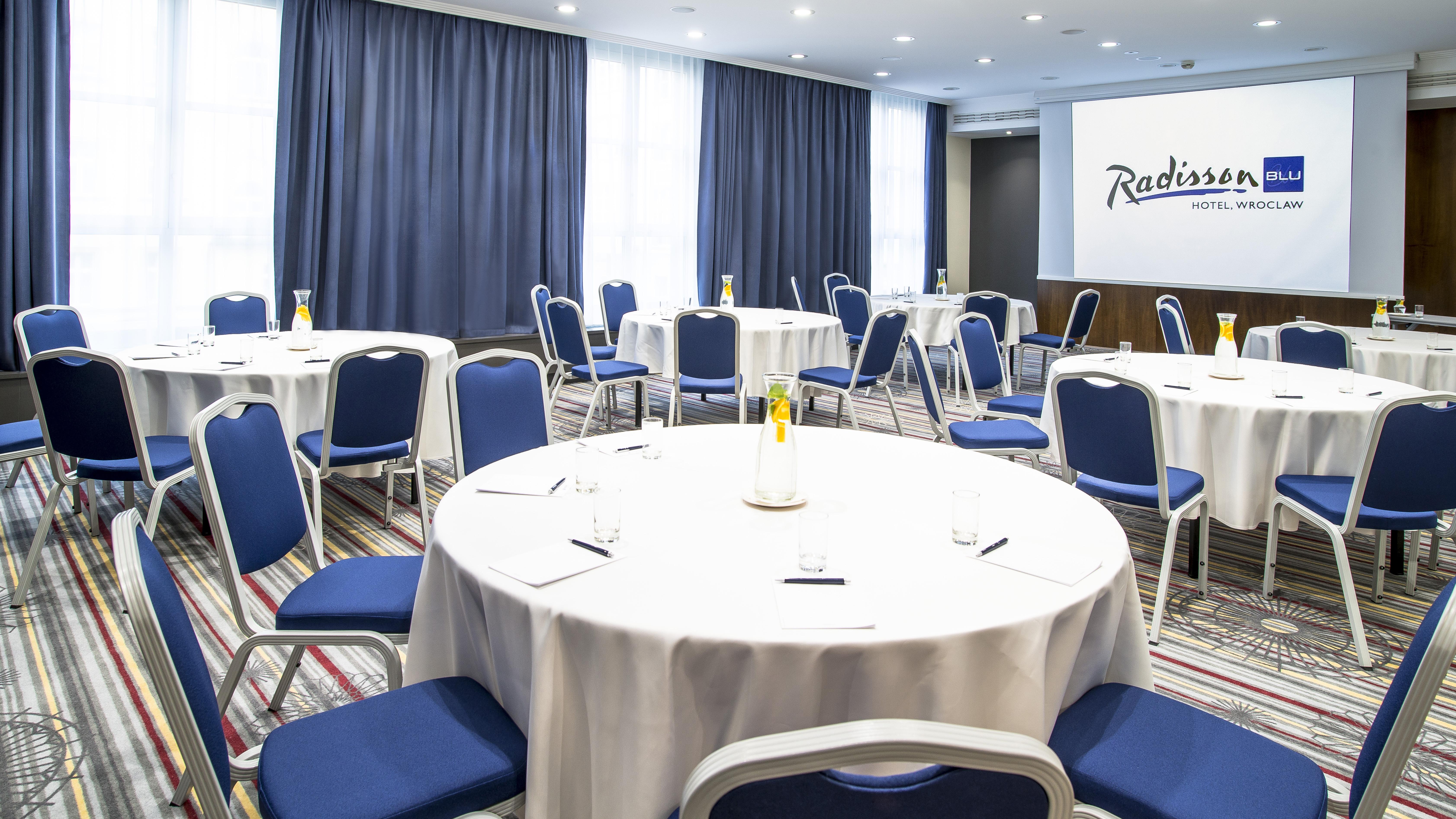 Radisson Blu Hotel Wroclaw Exterior photo Meeting room