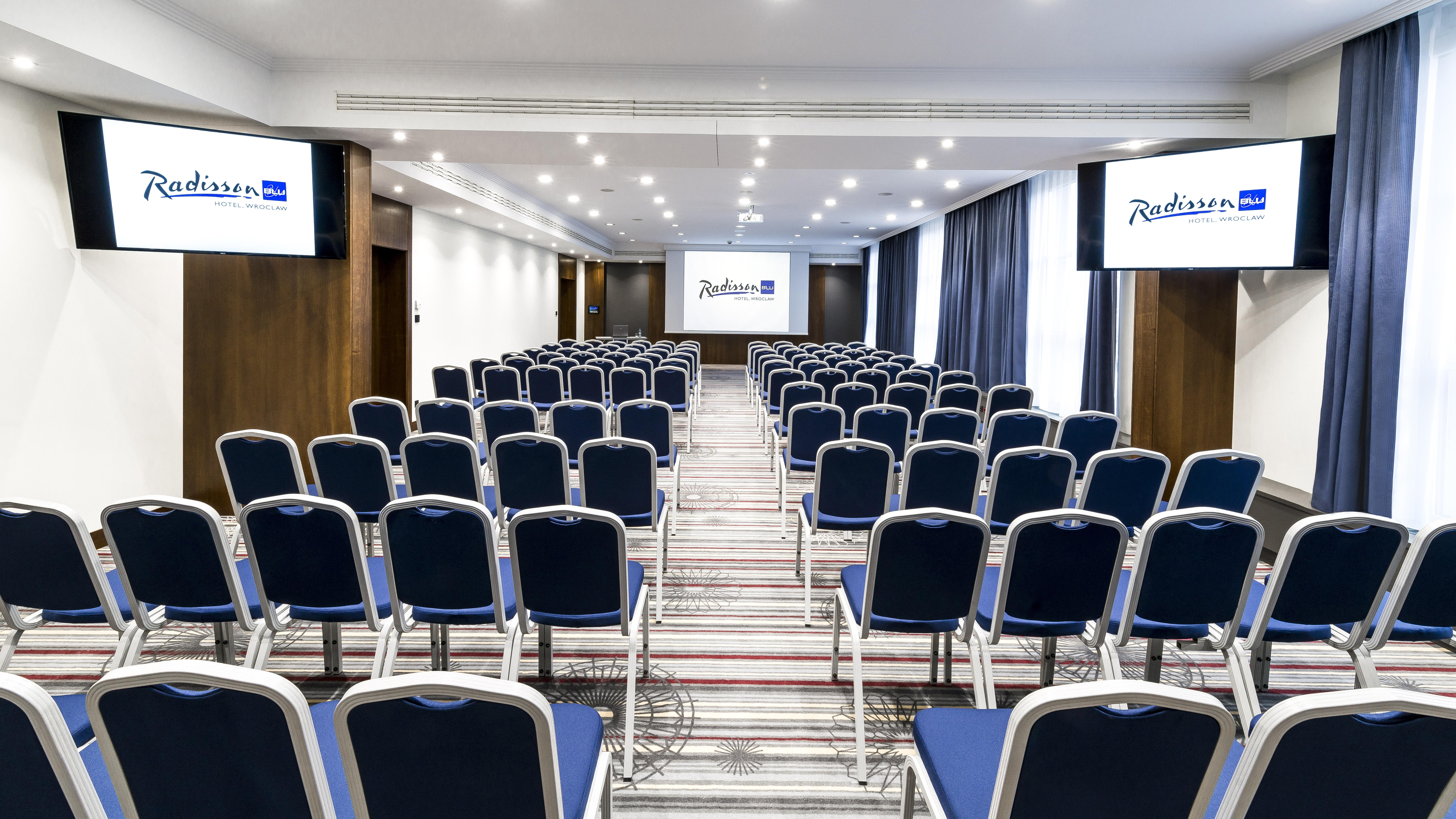 Radisson Blu Hotel Wroclaw Exterior photo Meeting room